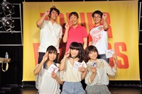 先行試聴会にはアルバム制作に参加した吉田哲人（写真後列左）、長谷泰宏（ユメトコスメ / 後列中央）も来場した。