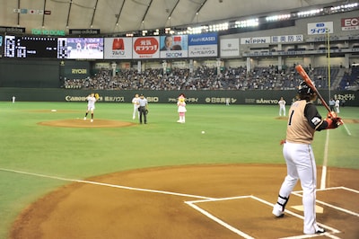 白石麻衣の投げたボールは途中でバウンドしてキャッチャーまで届いた。