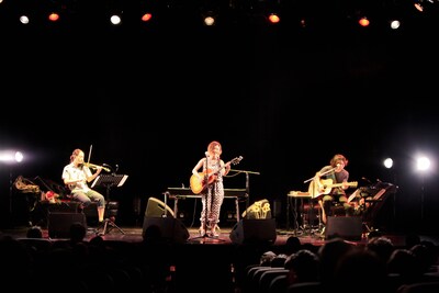 7月7日に東京・Mt.RAINIER HALL SHIBUYA PLEASURE PLEASUREで行われた「LiFEWORK」リリースイベントの様子。