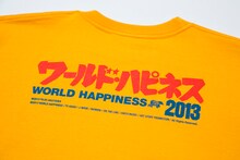 「WORLD HAPPINESS 2013」オフィシャルTシャツ背面