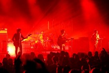 「new balance presents NICO Touches the Walls TOUR 2013"Shout to the Walls!"」NHKホール公演の様子。（撮影：上飯坂一）