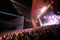 7月7日の「MAI KURAKI LIVE PROJECT 2013 "RE:"」の様子。