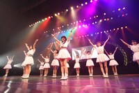 「楽詣 あけましておめでとうございマ・シ・テ」の模様を収めた写真。