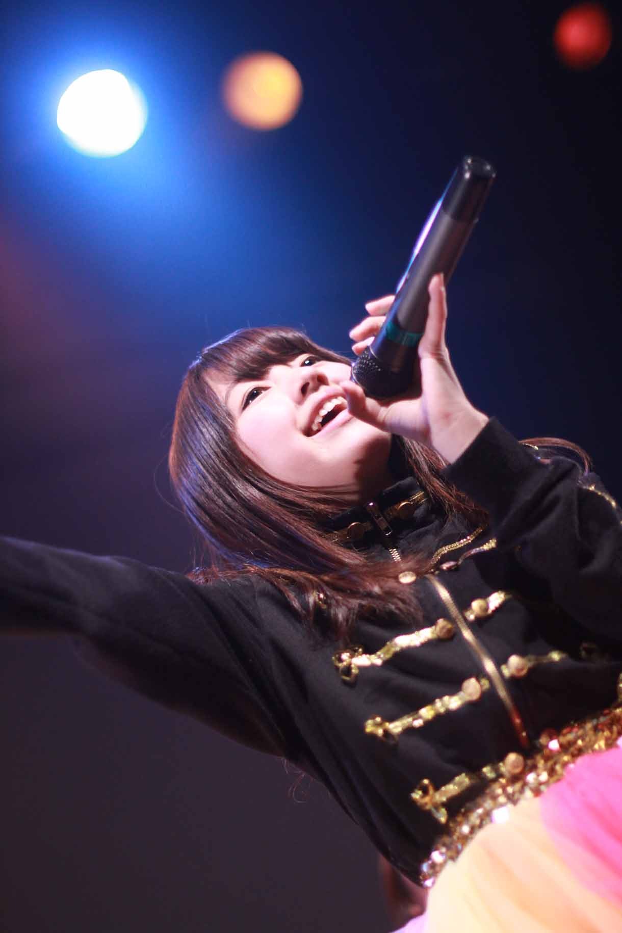 高木悠未の生誕祭記念写真。