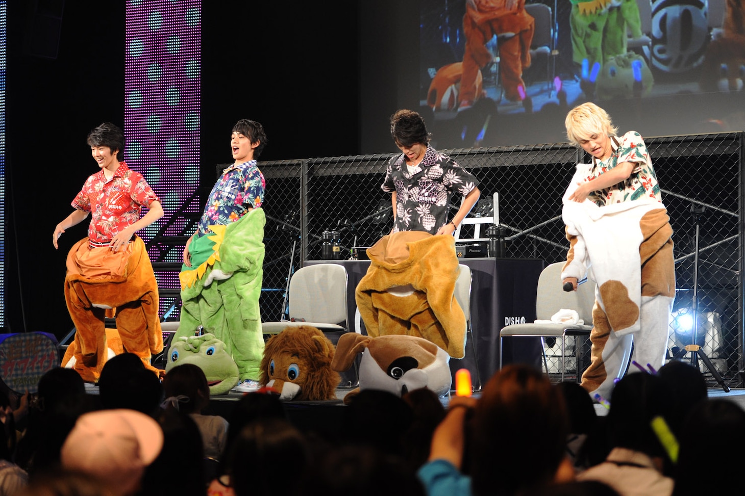 きぐるみを脱ぐDISH//。