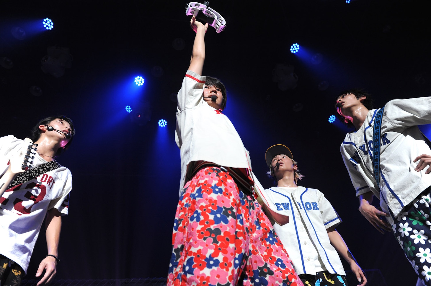 MASAKIがタンバリンを手にする瞬間。