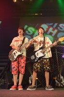 左からMASAKI、RYUJI。