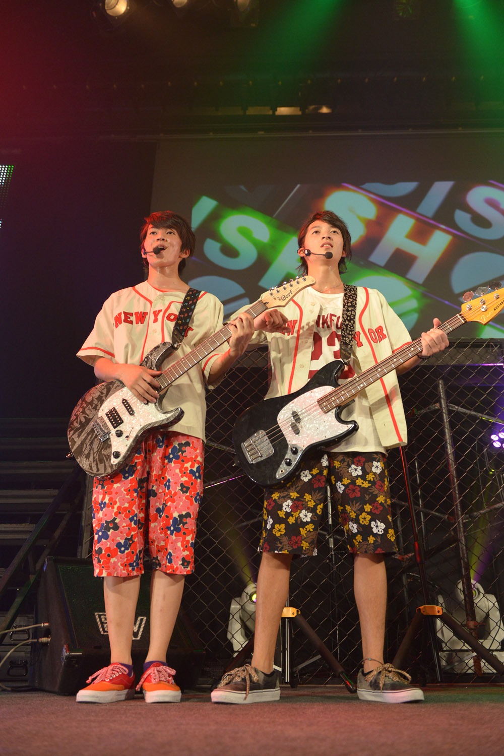 左からMASAKI、RYUJI。