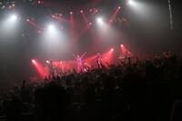 Hermann H. & The Pacemakersのライブの模様。（撮影：柴田恵理）