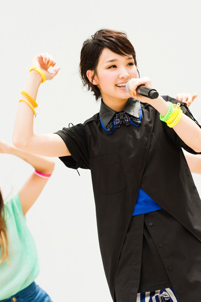 本日7月14日に神奈川・ラゾーナ川崎プラザでライブを行った剛力彩芽。