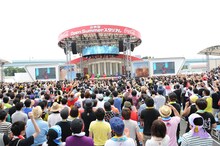 チームしゃちほこ「めざましライブ2013」の様子。