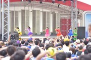 チームしゃちほこ「めざましライブ2013」の様子。