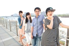 Negiccoとconnie（写真右から2番目）。