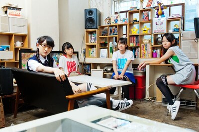 ライムベリー。右から2番目のMC YUKAは脱退。