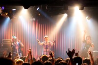 玉筋クールJ太郎のライブの模様。（撮影：西槙太一）