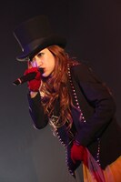 Zepp Tokyo公演でのlecca。