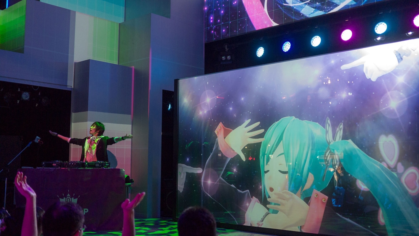 八王子P「ViViD WAVE」リリースイベントの様子。