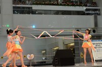 おはガールちゅ！ちゅ！ちゅ！の池袋サンシャインシティ噴水広場でのイベントの模様。