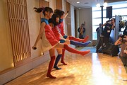 「圧倒的なスタイル」のラインダンス。
