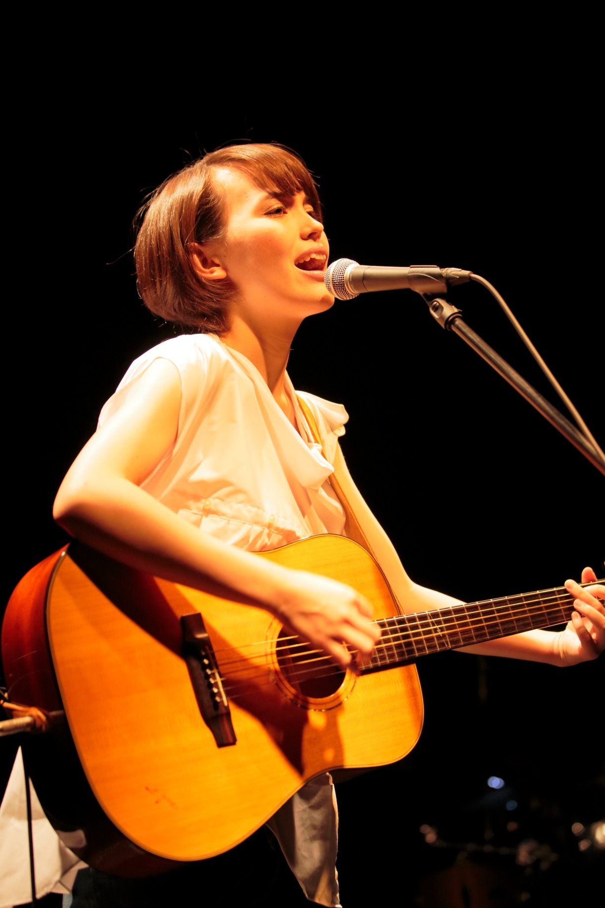 井手綾香