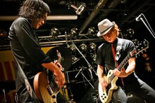 ZIGZO「『TRUE IMPULSE』完全再現ライブ＋なんと握手会（笑）」の様子。（撮影：三浦麻旅子）