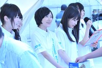 「NOTHING BUT NETS」キャンペーンの募金活動の様子。