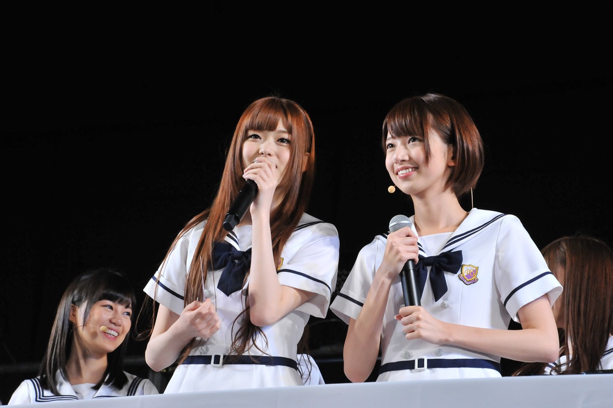 松村沙友理、橋本奈々未（左から）