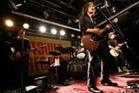 ZIGZO「『TRUE IMPULSE』完全再現ライブ＋なんと握手会（笑）」の様子。（撮影：三浦麻旅子）