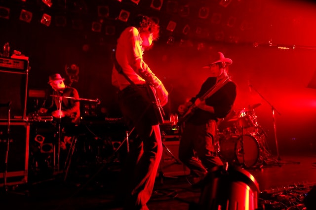 メレンゲ全国ツアー「Space Frontier Foundation Tour」LIQUIDROOM ebisu公演の様子。（撮影：上飯坂 一）