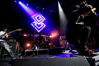 「Free preview of girugamesh "absolute 0 decision"」の模様。（撮影：西槙太一）