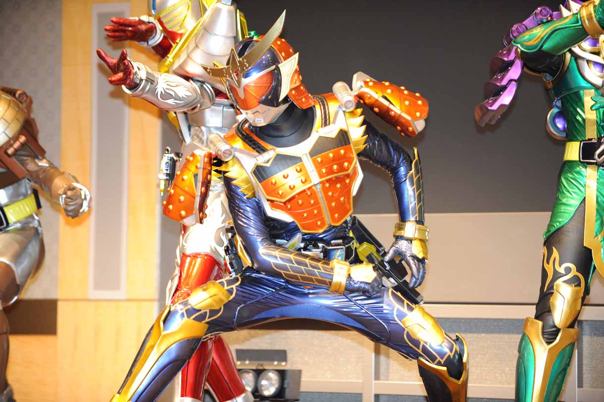 2003年／仮面ライダー・ファイズ。©️石森プロ・テレビ朝日・ADK・東映。 仮面ライダージオウ ファイナルステージ＆番組キャスト