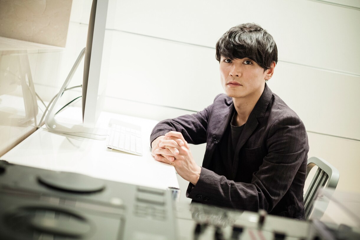 サカナクション　SAKANAQUARIUM 2013 山口一郎　ピック サカナクション「SAKANAQUARIUM2013 sakanaction」インタビュー