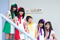 ニッポン放送の木更津送信所を訪れた際のももいろクローバーZ。