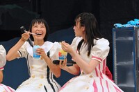 かき氷に夢中な柏木ひなた。