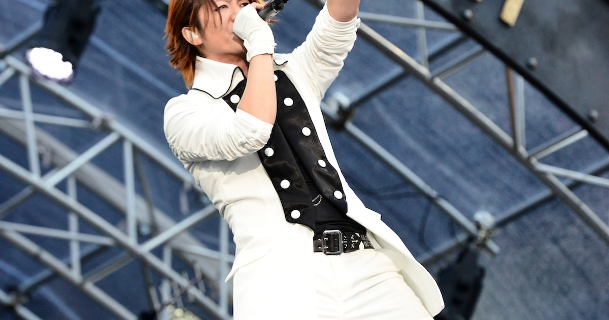 GLAY、ファンと逆境乗り越えた豪雨の凱旋ライブ2日目 - 音楽ナタリー