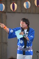 MCを務めた山里亮太。