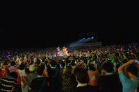 「チームしゃちほこサマーフェスティバル～スクランブる!? 野音ライブSP～略して“しゃちサマ♪”」の模様。