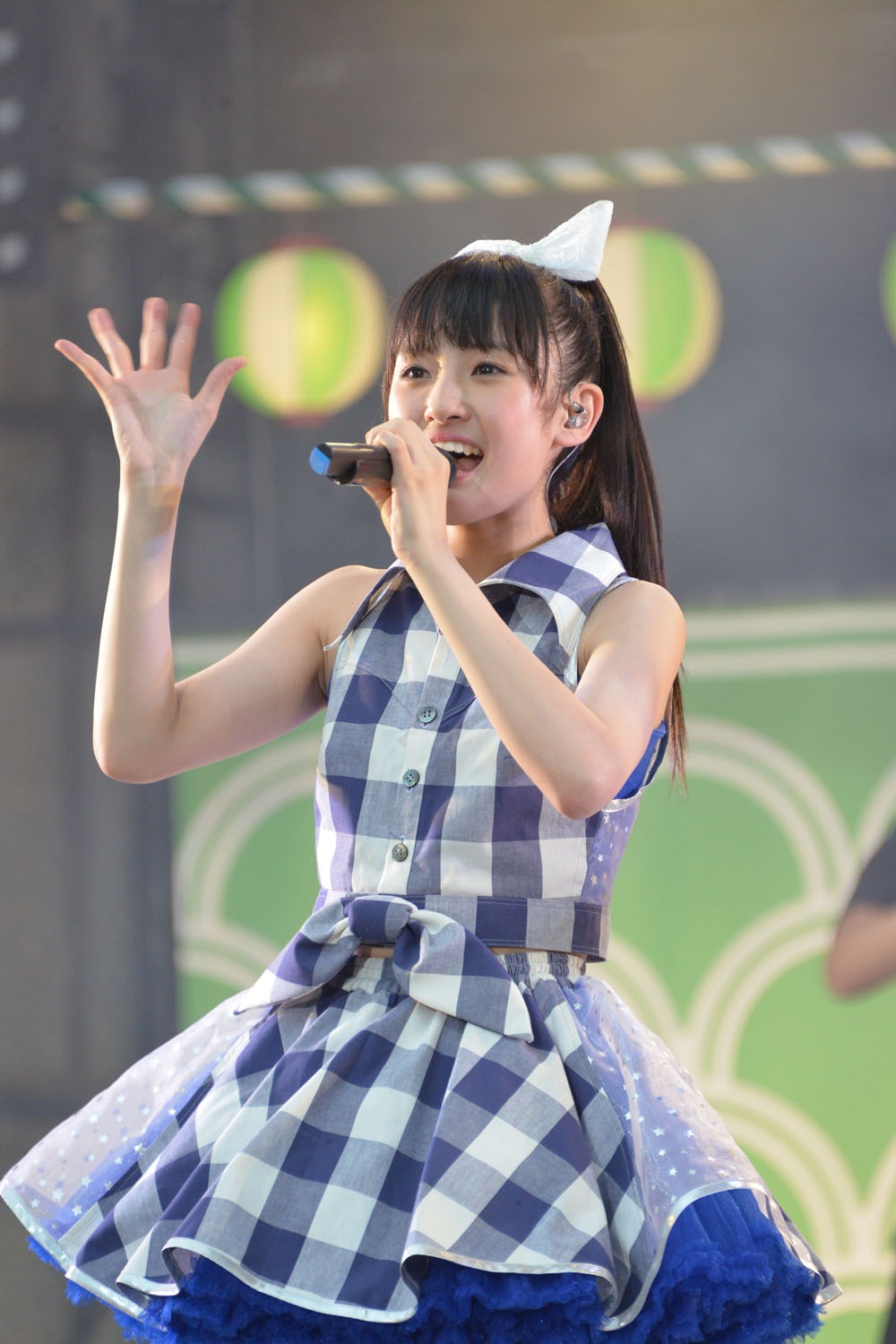 咲良菜緒
