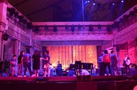 会場には2つのステージセットが設置されている。写真はAセットの様子。