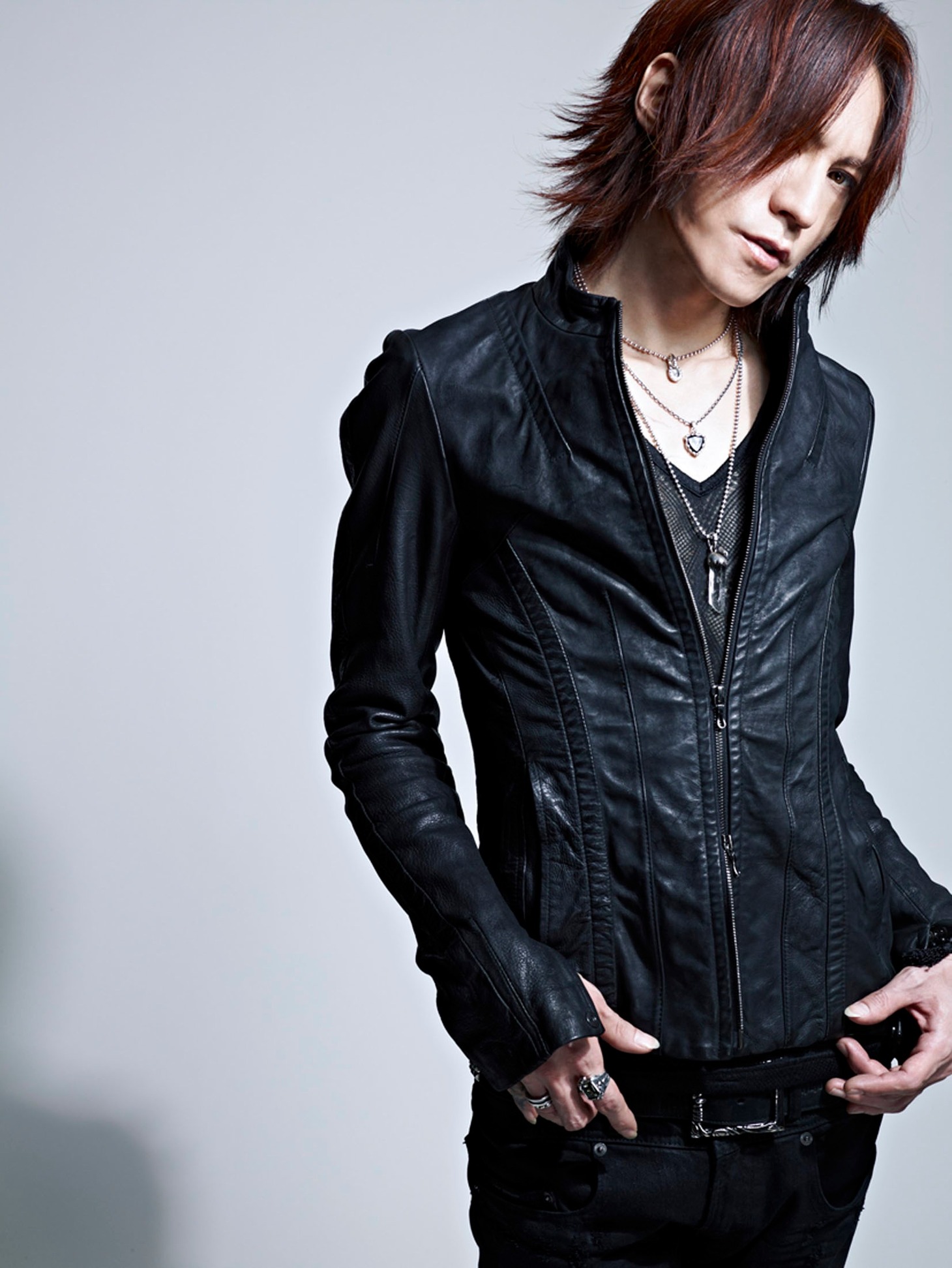 SUGIZO