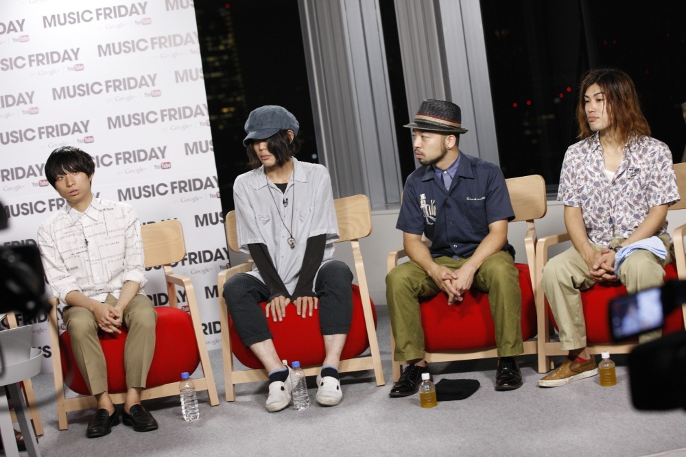 「MUSIC FRIDAY on Google+ | YouTube」のトークの模様。