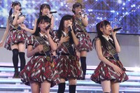 「LOVE修行」の模様。(c)AKS