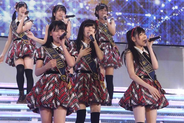 「LOVE修行」の模様。(c)AKS