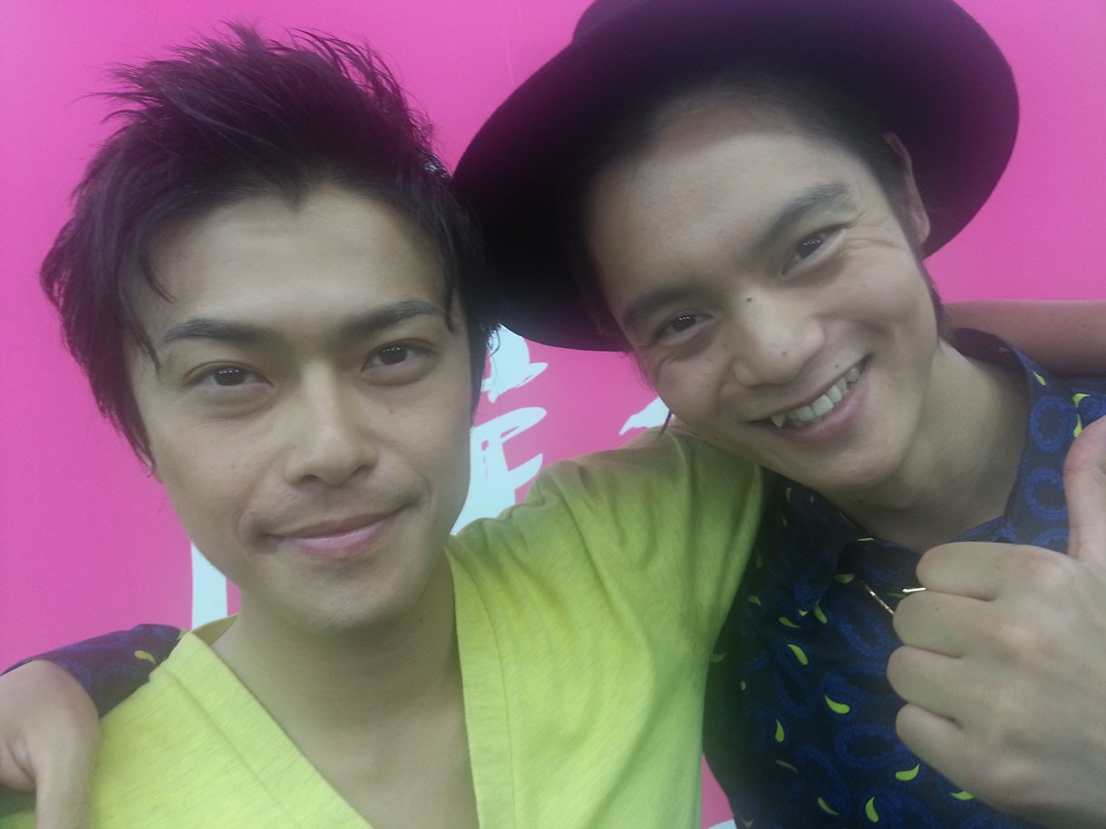 トーク収録後の勝地涼（写真左）と窪田正孝（右）。
