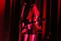 阿部真央（撮影：上飯坂一）