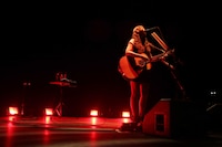 阿部真央（撮影：上飯坂一）