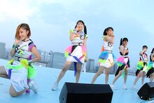 Cheeky Parade　撮影：石津大助