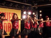 PASSPO☆「妄想のハワイ」発売記念イベントの様子。