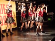 PASSPO☆「妄想のハワイ」発売記念イベントの様子。