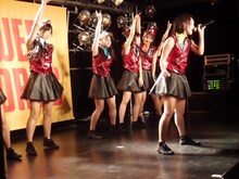 PASSPO☆「妄想のハワイ」発売記念イベントの様子。